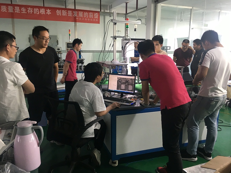 自动化检测分解机顺利通过上海铁路局联合专家组验收—91免费版黄色下载